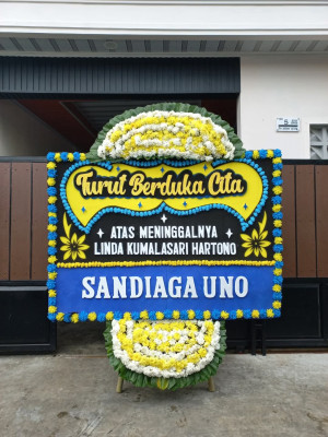 Papan Bunga Duka di Janah Mansiwui